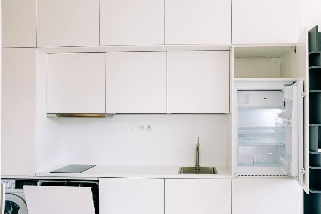 New Studio In Quiet Part Of The City Center Bratislava Extérieur photo