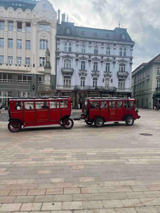 New Studio In Quiet Part Of The City Center Bratislava Extérieur photo