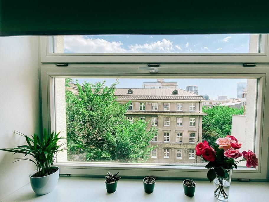 New Studio In Quiet Part Of The City Center Bratislava Extérieur photo